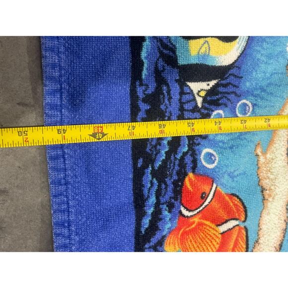 80s Tropical Design, Beach Towel, Bright Colors, Diver and Fish, Parrot, Jaguar - Picture 2 of 3